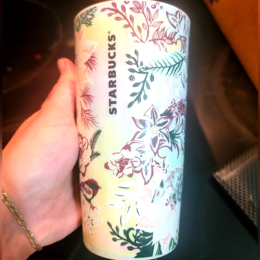 2022 Starbucks Winter Season Coffee Mug